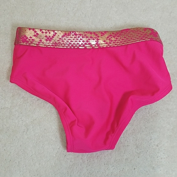 More Than Magic 2pc Bathing Suit - Picture 5 of 7